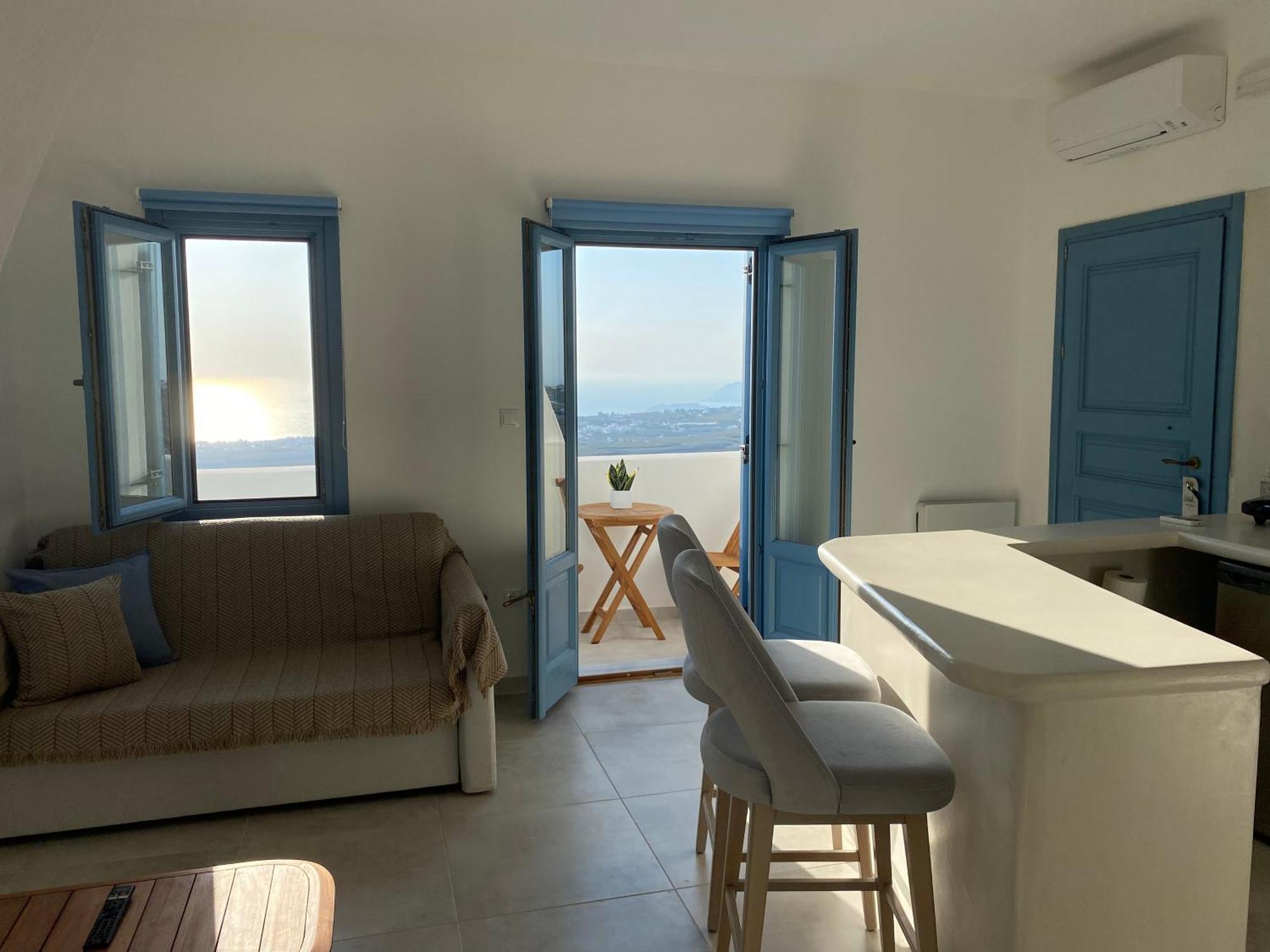 Ena Suites Santorini Pýrgos Exterior foto